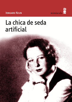 Chica de Seda Artificial la